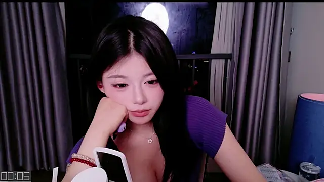 Chat XXX en directo de MiMi-Loveyou