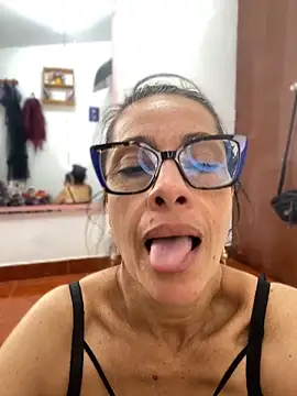 Goddess-Love-'s Live XXX Chat