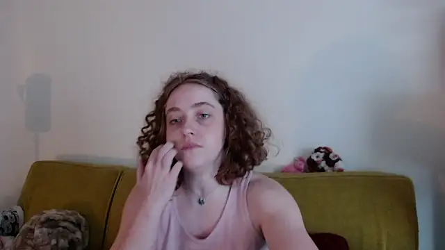 DeliaBlew's Webcam Show