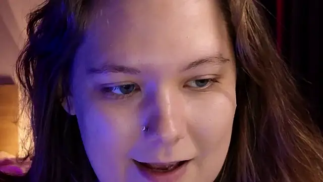 Chat +18 de DjennaPalme ao vivo