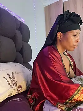 RainBougie's Live XXX Chat