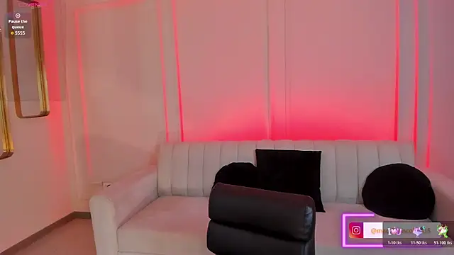 MaddisonCollins' Live XXX Chat