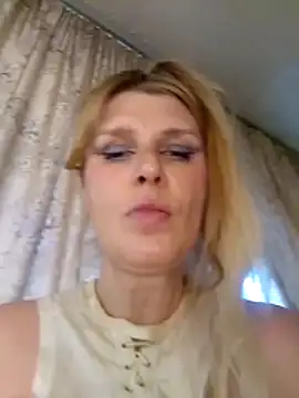 TsPostophere live XXX chat