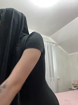 Chat XXX en directo de FlexibleDoll_