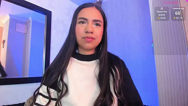 Chat XXX en directo de Dulcerouss__