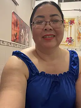 Alinat_ Chat XXX live