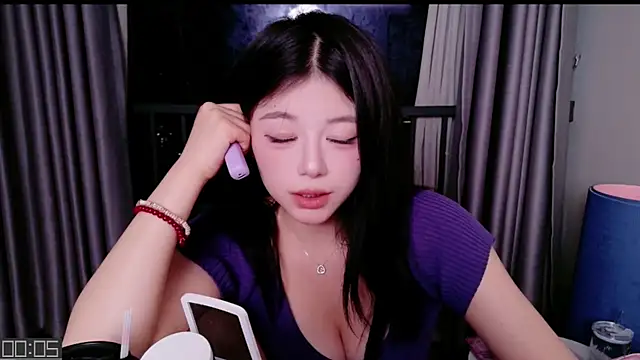 Živý XXX chat MiMi-Loveyou
