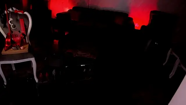 FinDomGod Live XXX-Chat