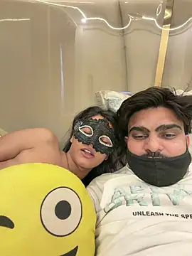 Cutie_Seema élő XXX-chatje