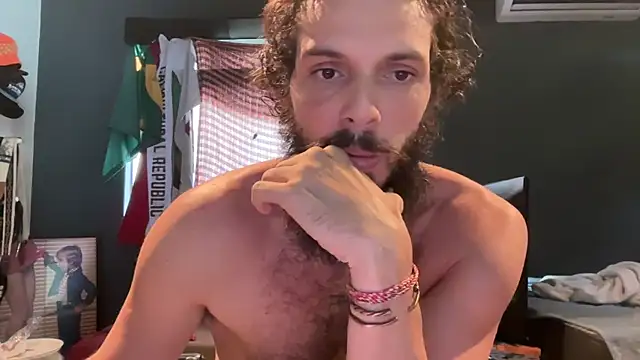 Chat XXX en directo de falacomigobbzin