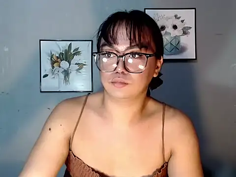 Asianblk_barbiedoll Show Webcam