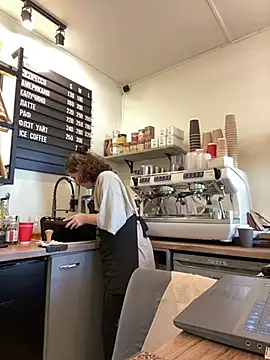cinnabon_のライブXXXチャット