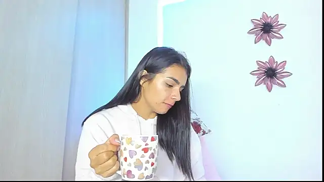 XXX chat uživo modela KIMMY_MONTIELL
