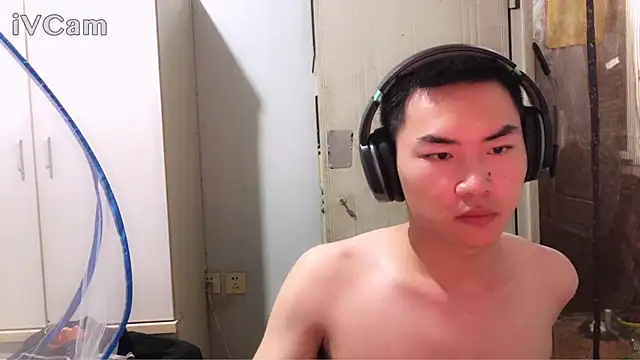 dyjdddttj 现场XXX聊天