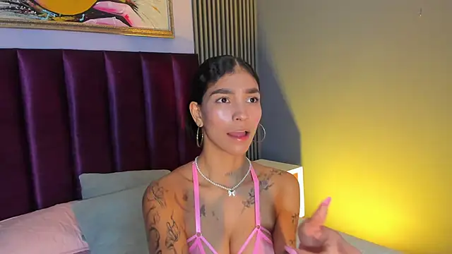 LauraAristizabal 라이브 XXX 채팅
