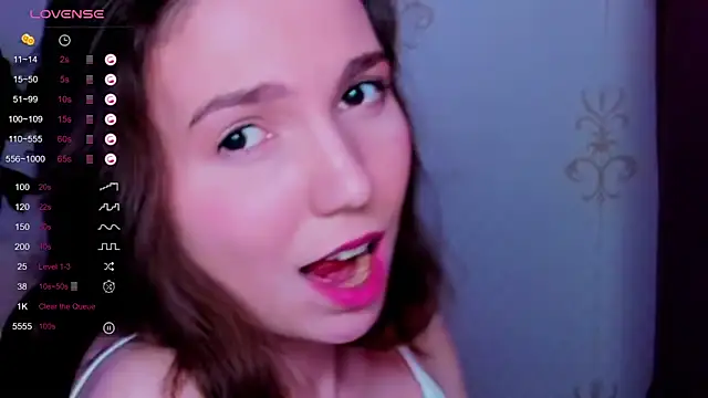 KindHazelHere_ Cameră chat live