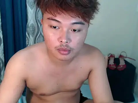 urasianjohnny Pertunjukan Webcam