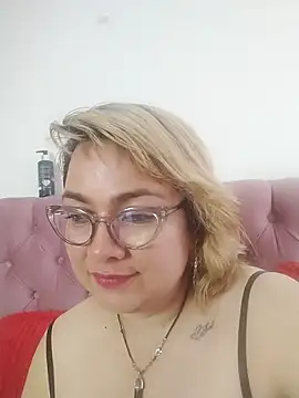 AnyaLuxx 라이브 XXX 채팅