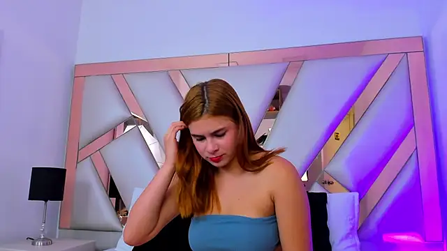 AliceCruzz Webcamshow