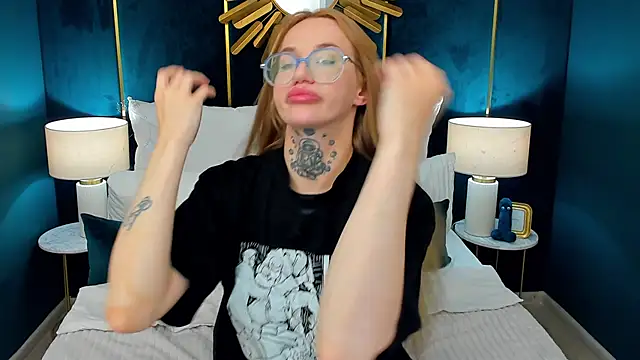 PalmLora1's Live XXX Chat