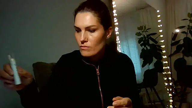 Chat +18 de Ms-Lust1- ao vivo