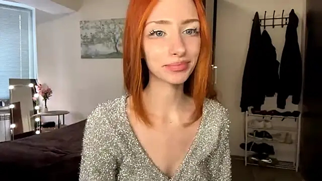 AliceServanica's Live XXX Chat