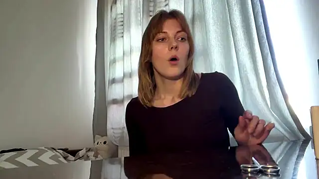 Chatroom XXX en direct de ShonnaTweddle