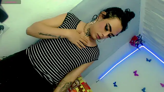 Show Webcam de Perla_Hotcortes
