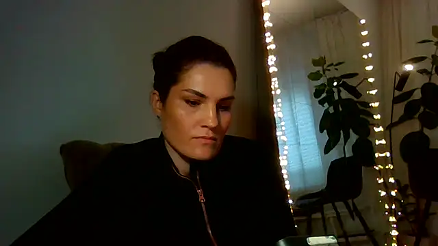 Chat +18 de Ms-Lust1- ao vivo