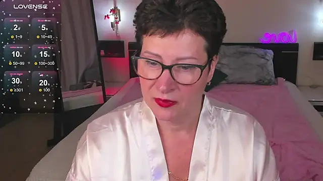 Chatroom XXX en direct de JennyMons