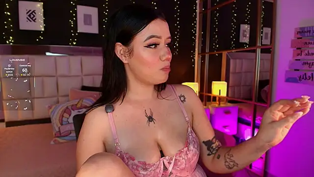 Chat XXX ao vivo de aria_bloomer