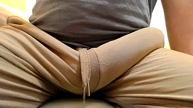 gae89tano Show in webcam