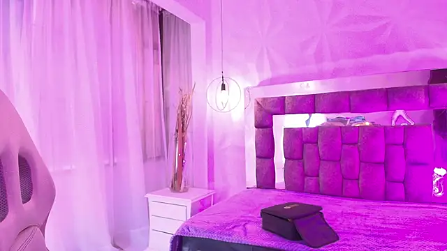 Queen_perla_'s Live XXX Chat