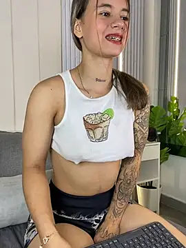 JuliaColemann 现场XXX聊天