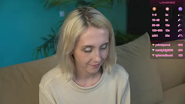 Elen__Moore Chat XXX in diretta