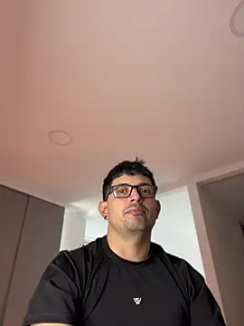 TroyeSavage ওয়েবক্যাম শো