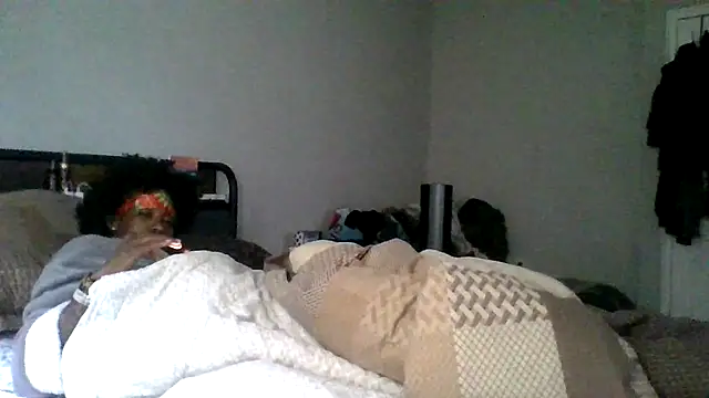 BedazedFirefly – Naživo XXX chat