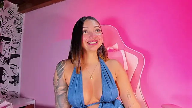 LucyRosse Chat XXX live