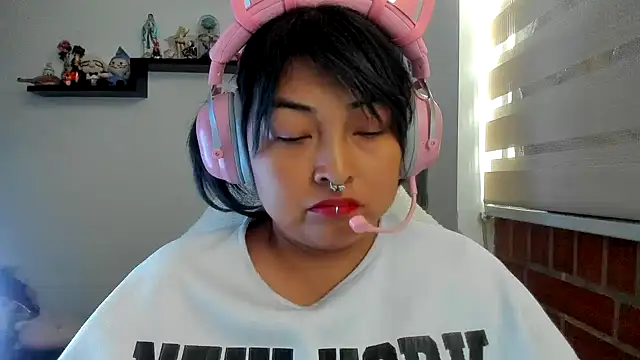 Shaddycute_ Webcamshow