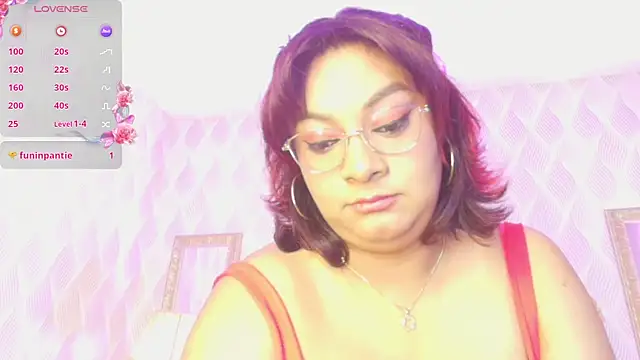 Chat XXX en directo de alexa_cruz__