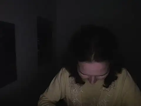 Sexy_MargoX_ Adlı Modelin Canlı XXX Sohbeti