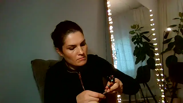 Chat XXX en directo de Ms-Lust1-