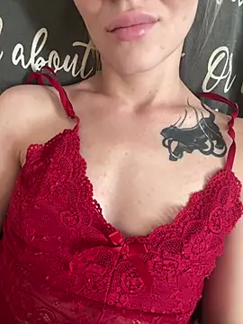 Show modela Nikol_Clare na web-kameri