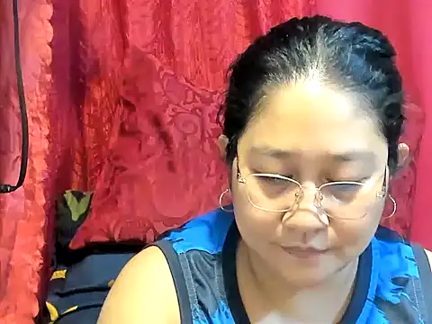 Chat XXX en directo de CHUBBY_ANGEL09