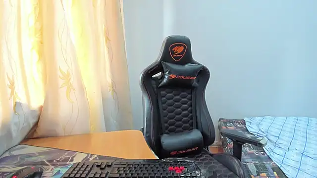 Webkamerová show iliaskrislove