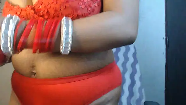 Sizzling_Sira's Live XXX Chat
