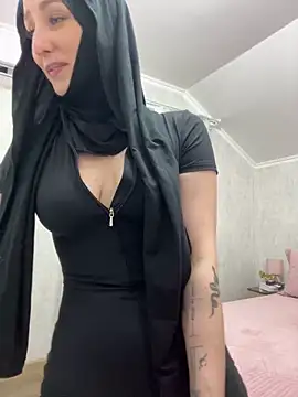 FlexibleDoll_ Adlı Modelin Canlı XXX Sohbeti