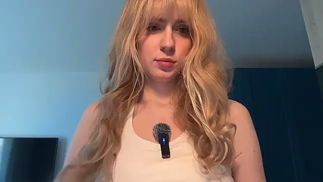 AliceStruble's Live XXX Chat