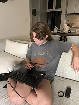 Sarahhh_xxx Webcam-Show