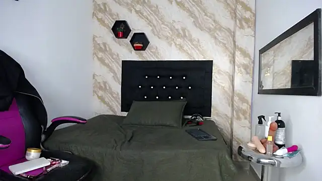 issa__love's Live XXX Chat